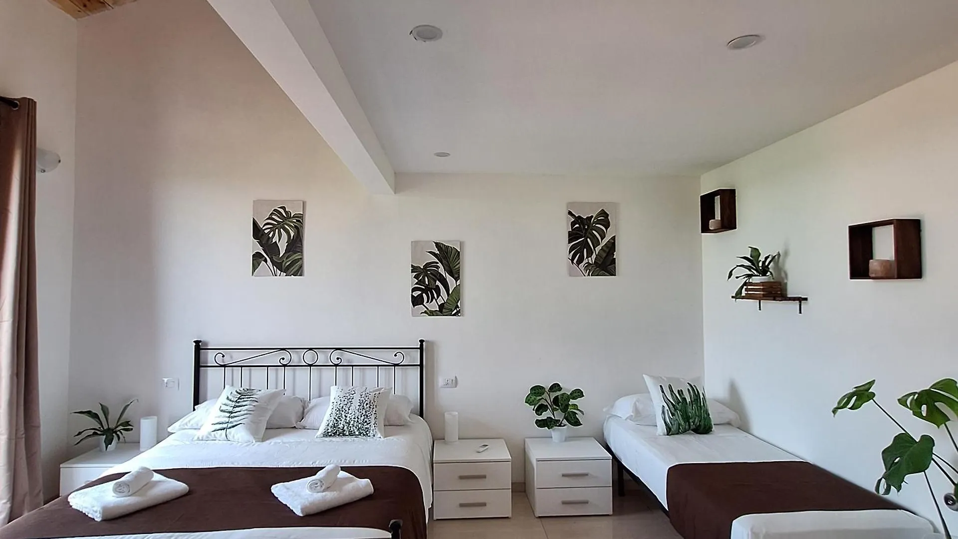San Vincenzo Rooms Анцола-делл'Эмилия